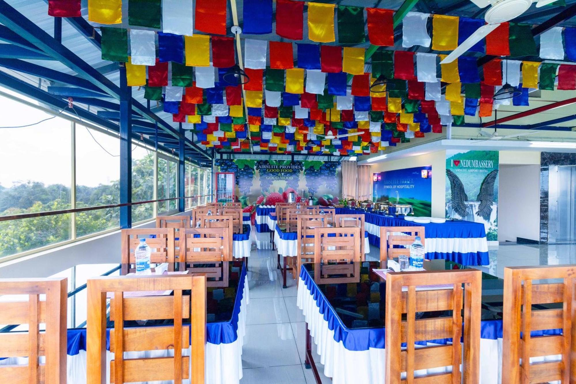 Treebo Airsuite Airport Hotel Kochi Buitenkant foto